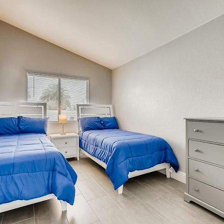 Luxurious House With A Pool, Spa, And Patio, Sleeps 6 Comfortably Las Vegas Exterior photo
