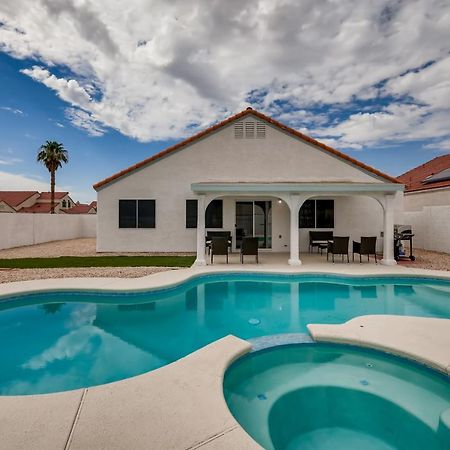 Luxurious House With A Pool, Spa, And Patio, Sleeps 6 Comfortably Las Vegas Exterior photo